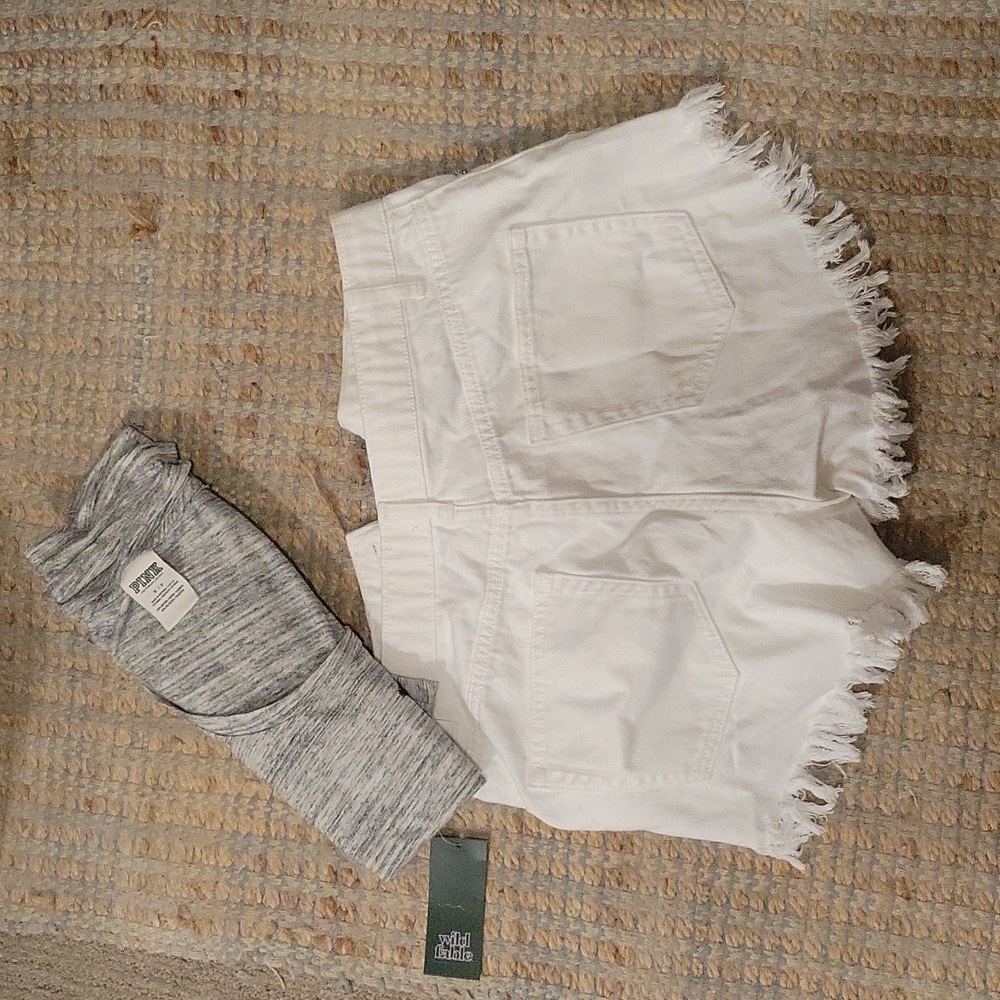 White High Rise Shorts - Picture 3 of 3